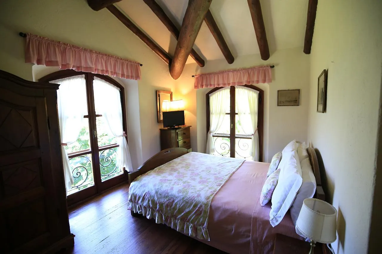 The Golf Club Guest House 메나지오